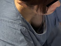 【胸チラ・谷間】とあるベ●マサークルの風景 vol.1