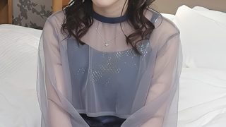 同窓会帰りの友達同士 なつき＆たくみ