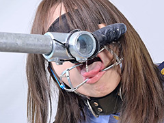 女警察官がヨダレを垂らしながら挑む脱出ゲーム